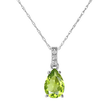 Load image into Gallery viewer, LB LUXURY - Milestone Peridot &amp; Diamond Pendant Necklace
